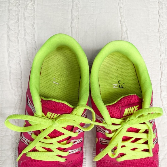 NIKE Free 5.0 Pink and Yellow Running Shoes - Picture 5 of 12